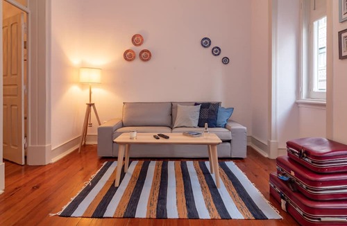 Penha de Franca Apartment | Anjos' City Escape by LovelyStay - 1