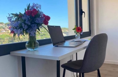 Vilassar de Dalt Apartment | Ses Voltes Boutique Home Sea and Sky
