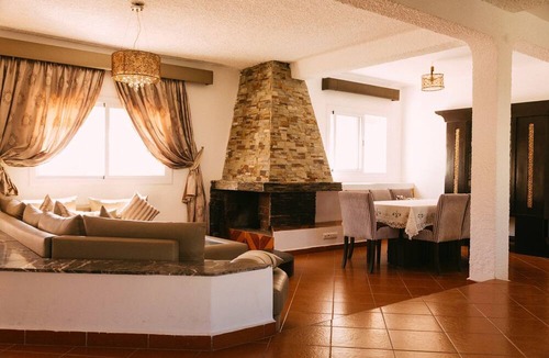 Martil Villa | Villa de Rêve en Bord de mer Avec vue sur la Méditerranée
