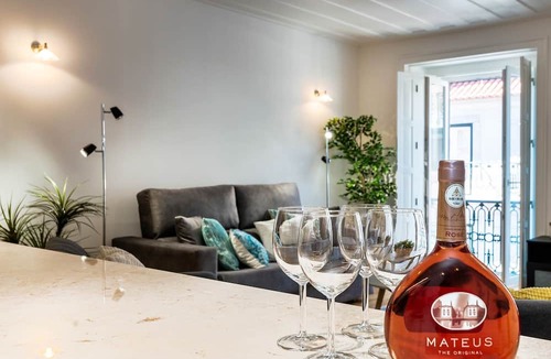Encarnacao Apartment | Stunning 2BDR Apartment in Chiado by LovelyStay