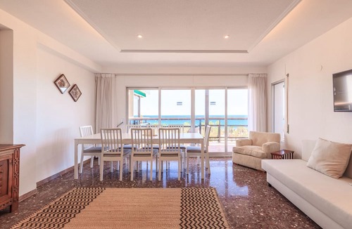 Salou City Centre Apartment | Spectacular Apartment in the heart of Paseo Jaime I - UHC ANAGABU (Only families)