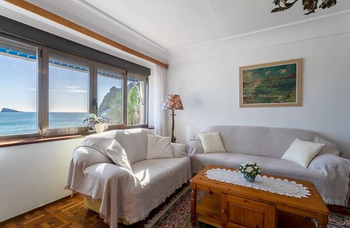 Cala Apartment | Apartment Casa Blanca 1 with Sea Views, A/C and Wi-Fi
