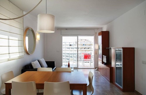 Salou City Centre Apartment | Nice family apartment near PortAventura · UHC VENTURA PARK 3D