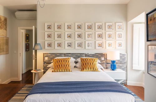 Socorro Apartment | By the Castle | LUXURIOUS, PRIVATE GARDEN & HEATED SWIMMING POOL