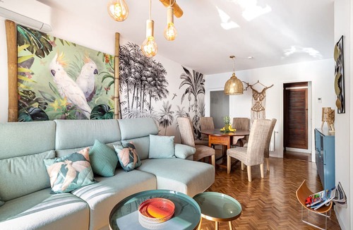 Montgat Apartment | LIANA SEAVIEW & BEACH APARTMENT; 3 bedrooms, 2 bathrooms, balcony, wifi, lift