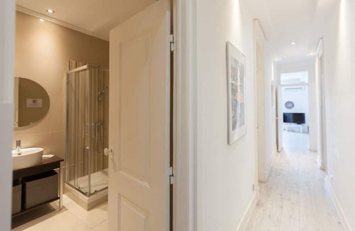 Santos Apartment | FLH Madragoa Fresh Design Apartment