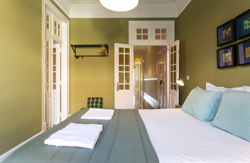 Principe Real Apartment | Large Central with View 3D by Central Hill