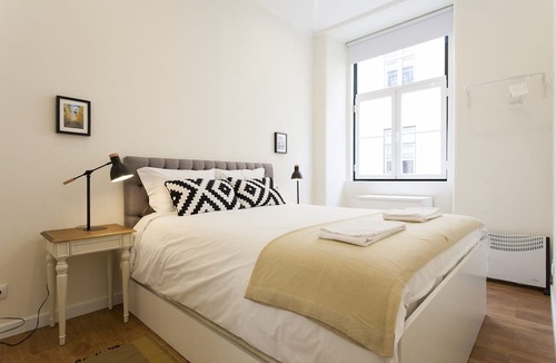 Santa Maria Maior Apartment | Central Downtown 3E up to 13guests by Central Hill