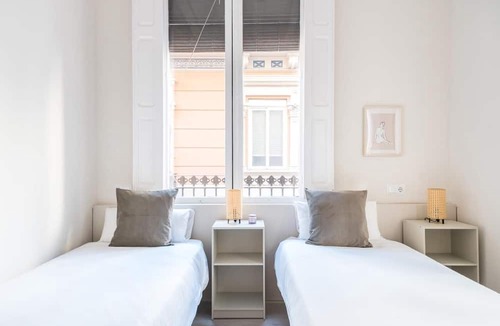 la Vila de Gracia Apartment | Light, cozy terrace and local life in Gracia