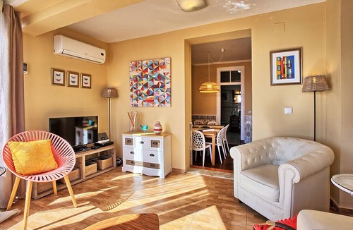 Santo Estevao Apartment | RM7 - Terrace & River View | Alfama | AC | Sleeps 6 | 3 BEDS 2 BATHS | Panteao
