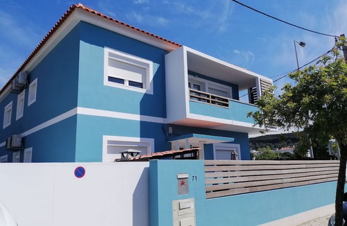 Costa de Caparica Apartment | Lisbon Beach Apartments 2. Beach 500 Mts, terrace, barbecue, pets welcome.