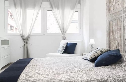 Alicante City Centre Apartment | APART. RIVERA#5 IN OLD TOWN ONLY 10 MIN WALK TO THE BEACH