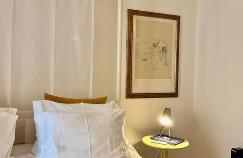 Alfama Apartment | Spirit of Art - A Modern Artistic House in Historic Alfama