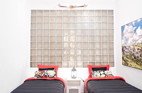 Sacramento Apartment | In Chiado, heart of Lisbon, the space and comfort of a family apartment.