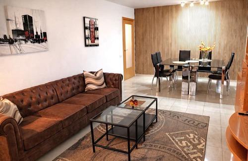 Badalona Apartment | ALEXANDRA´s BEACH-PORT-APARTMENT, beach, balcony, Wifi, AA