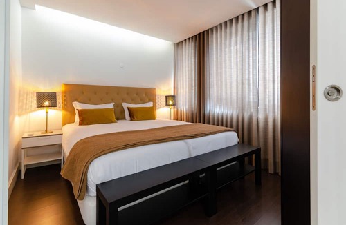 Santo Antonio Apartment | Lisbon Avenue Marquês - Luxury Apartments
