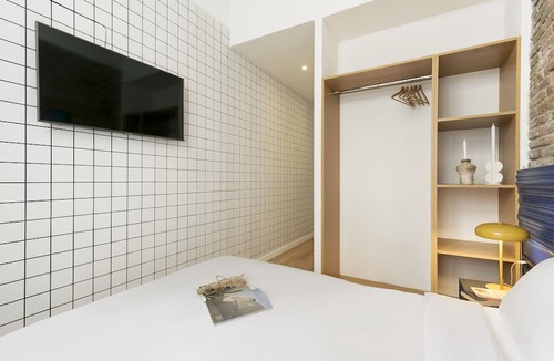 Collblanc y La Torrassa Hotel | Arte Suites by Olala Homes