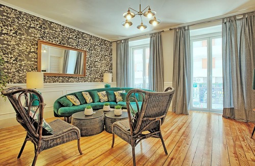 Lisbon Old Town Apartment | Angel's Chic