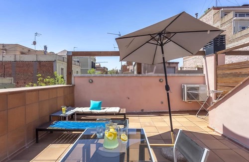 la Vila de Gracia Apartment | Penthouse in Gràcia 2 rooms 6 pax Pool and Terrace- free WiFi