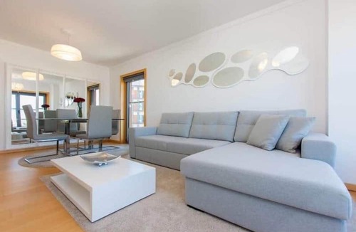 Parque das Nacoes Apartment | Superior Rentals - Riverside apartment