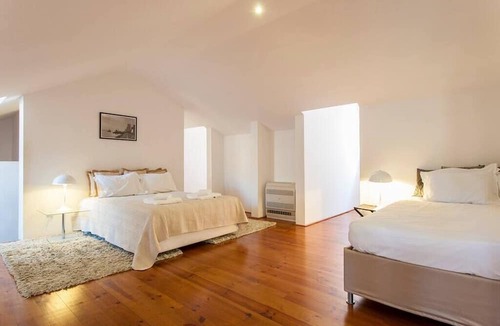 Chiado Apartment | Correiros Duplex Deluxe Apartment