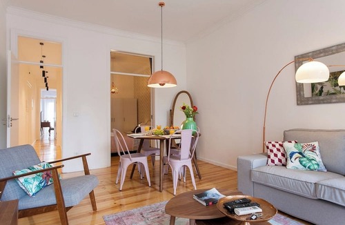 Principe Real Apartment | 2 SUITES Stylish flat @Principe Real! Great WI-FI!