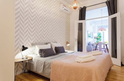 Principe Real Apartment | 2 SUITES Stylish flat @Principe Real! Great WI-FI!