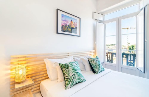 Principe Real Apartment | [NEW] Bairro Alto View 4E up to 25guests by Central Hill