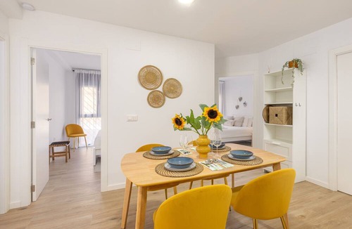 Torrefiel Apartment | Casa Girasol – Spacious Stay Near Valencia Center