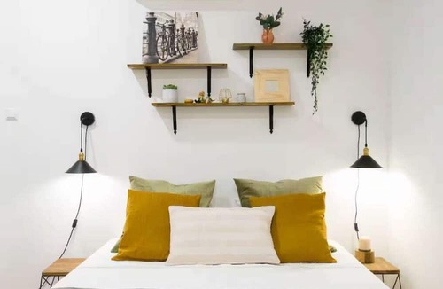 Sacramento Apartment | Colorful Portuguese-Style Apartment in Chiado