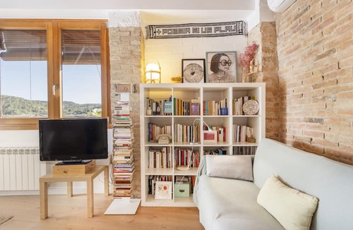 L'Espluga Calba House | Country House 'El Paller De Cal Dominguet' with Private Terrace, Wi-Fi and Air Conditioning