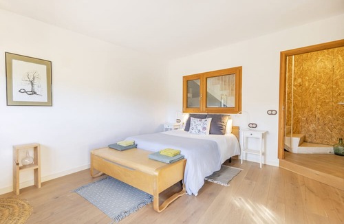 L'Espluga Calba House | Country House 'El Paller De Cal Dominguet' with Private Terrace, Wi-Fi and Air Conditioning