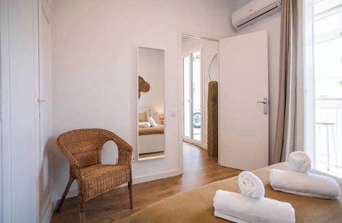 El Poble-sec Apartment | 52par1012 - Magnific 3br Apartment in Paralel