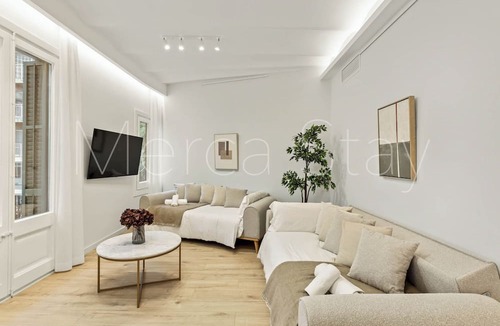 el Fort Pienc Apartment | Stylish and Modern Apartment