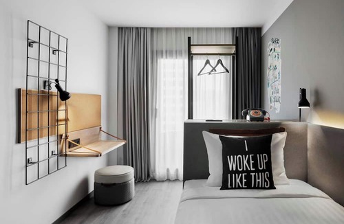 Hostafrancs Hotel | Moxy Barcelona