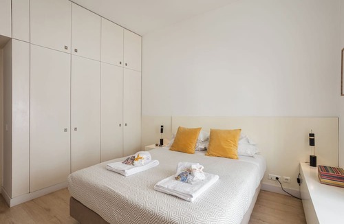 Sacramento Apartment | Chiado | Comfy & Prime Location with Parking Space | Family-Friendly