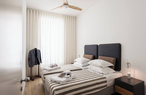 Sacramento Apartment | Chiado | Comfy & Prime Location with Parking Space | Family-Friendly