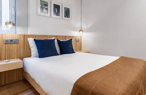 Sacramento Apartment | Wood and Marble 1BDR Apartment by LovelyStay