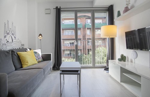el Camp d'en Grassot i Gracia Nova Apartment | BBarcelona Gaudi Flats
