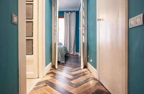 La Ribera Apartment | Exquisite Renovated Flat With Lots Of History At The Core Of Barcelona 3 BR 3BTH