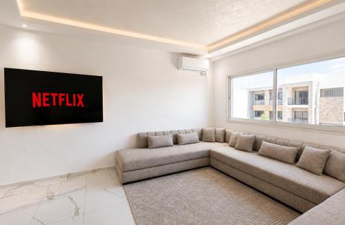 Ain Attig Apartment | Apparemment haut standing piscine plage Clim Wifi