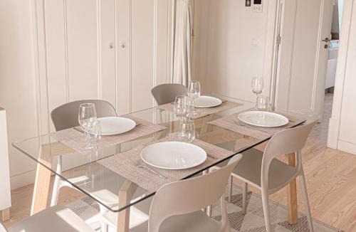 Linda-a-Velha Apartment | Ajuda Palace Inn Lisbon Apartments