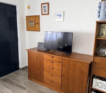 Praia de Santa Cruz Apartment | Refúgio tranquilo na Praia de Santa Cruz T2