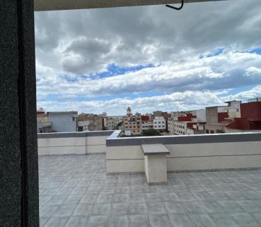 Tetouan Apartment | Estudio equipado dos personas con ascensor y terraza cerca de aeropuerto de Tetuan Lot Swani