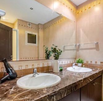 Agdal Apartment | TB - Modern 2BR Apartment, Fiber Optic, AC - Near Agdal Clinic