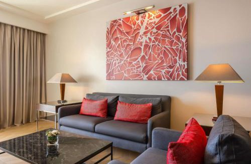Raouche Resort | Mövenpick Hotel Beirut