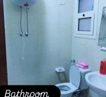Dawwar Saqr Apartment | Great view عائلات فقط