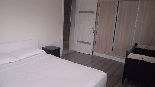Ksar es Seghir Apartment | Palm Serenity