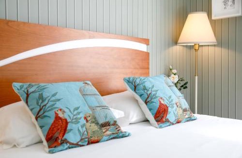 Penha de Franca Hostel | Lisbon Poets Inn