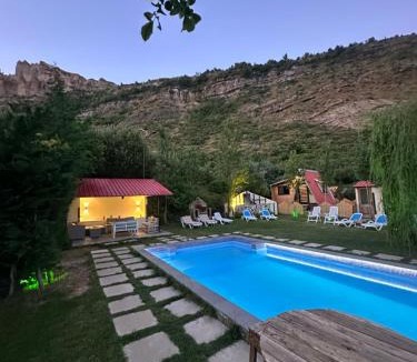 Kfardebian House | arida farm peach